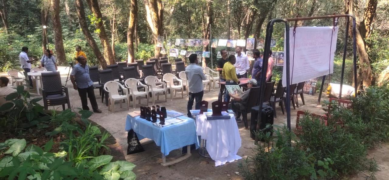 Hotel Hilltone Veg Non Veg Matheran Esterno foto