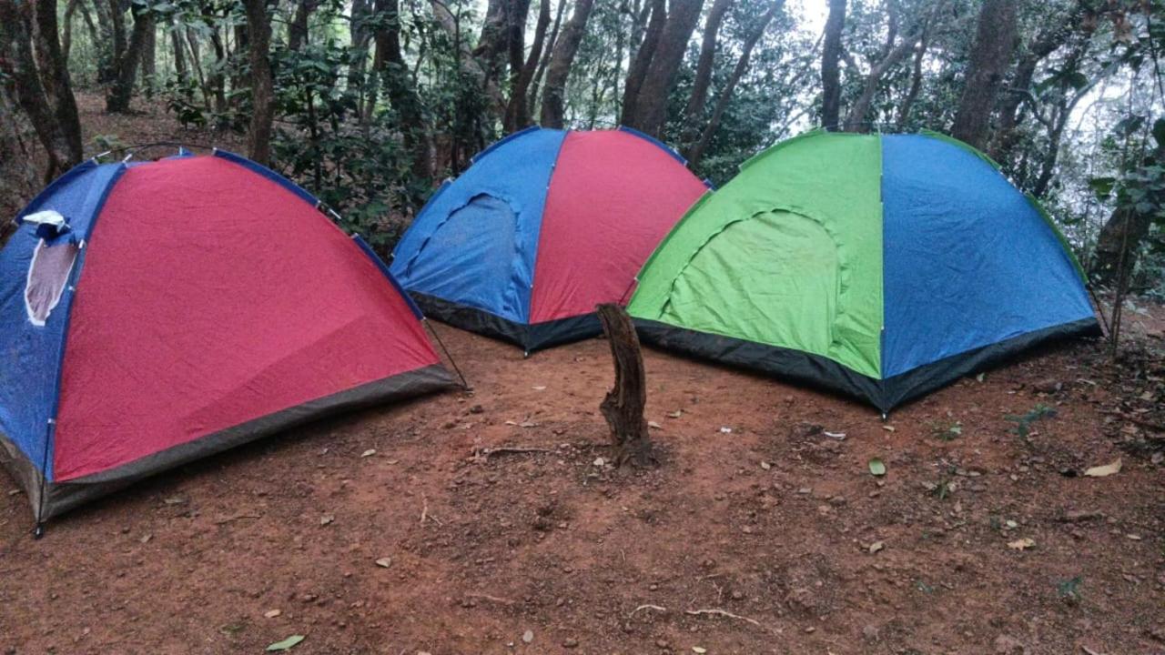 Hotel Hilltone Veg Non Veg Matheran Esterno foto